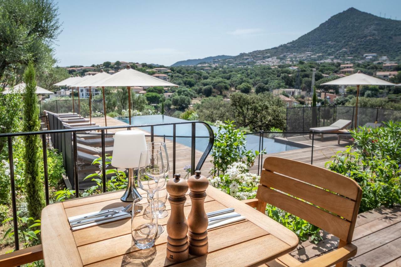 Hotel Restaurant Villa Josephine LʼÎle-Rousse Buitenkant foto
