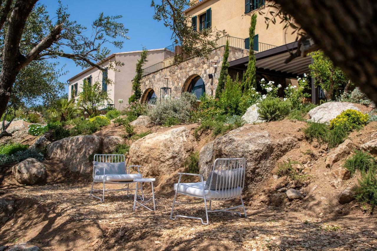 Hotel Restaurant Villa Josephine LʼÎle-Rousse Buitenkant foto